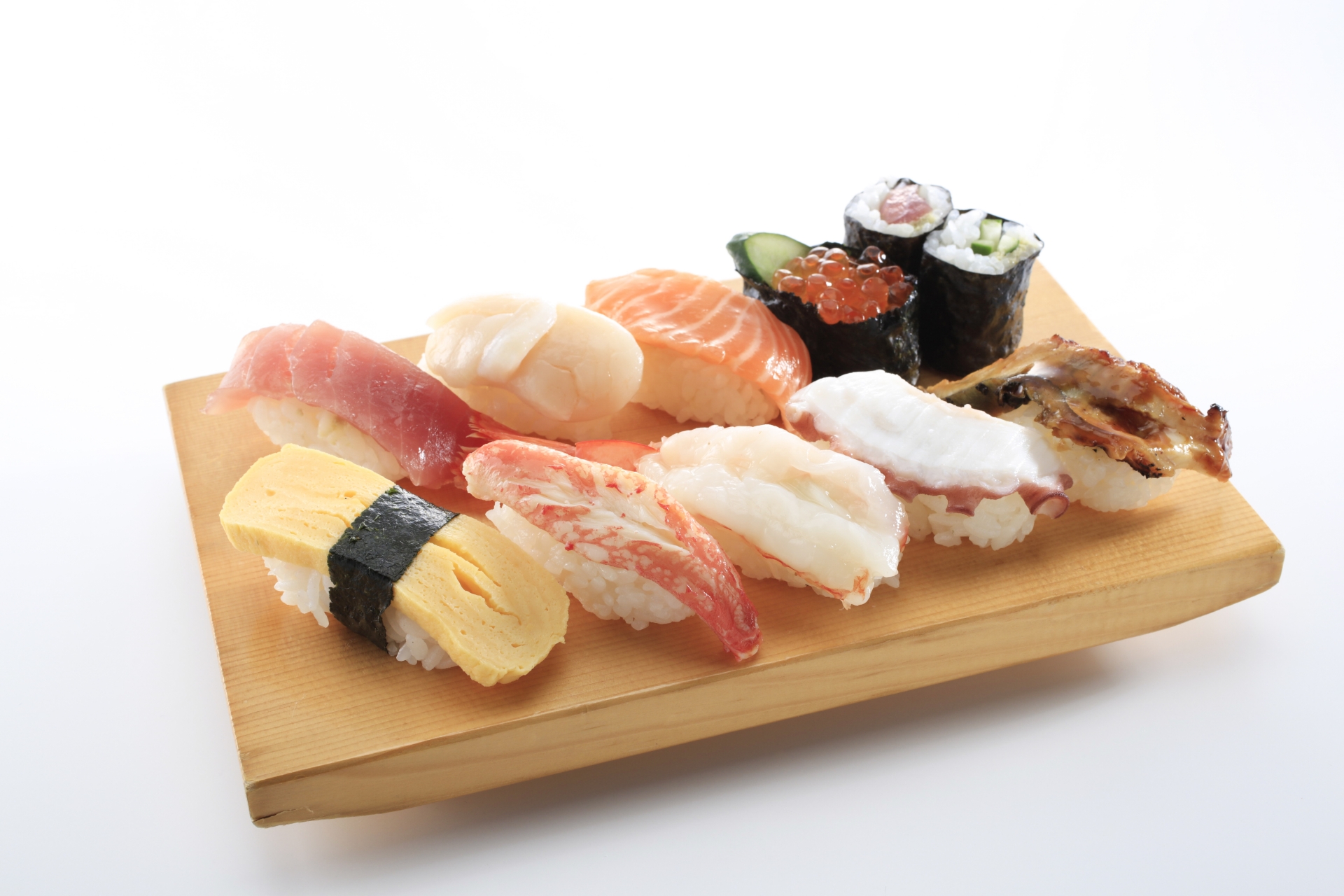 お寿司が美味しい時期はいつ？春夏秋冬の旬ネタカレンダー