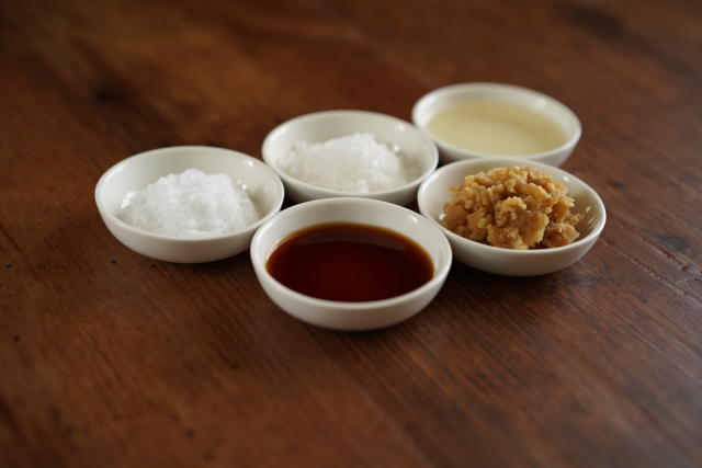 お寿司の醤油以外の調味料と楽しみ方