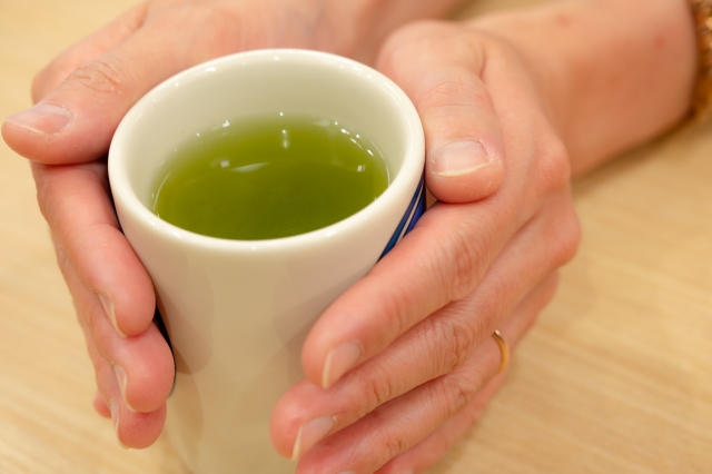 お客は寿司屋で「あがり」と言ってもいい?使い方のマナー